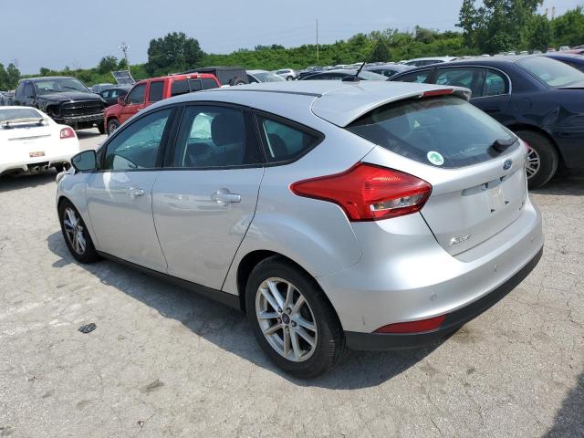 1FADP3K27FL380741 - 2015 FORD FOCUS SE SILVER photo 2