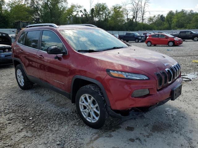 1C4PJMCS4HD223906 - 2017 JEEP CHEROKEE LATITUDE RED photo 4