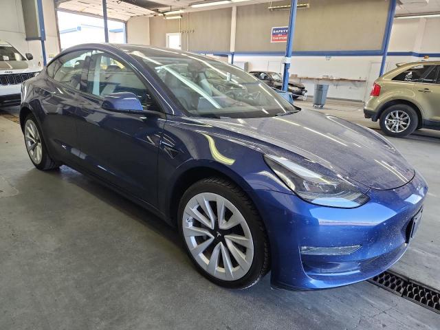 5YJ3E1EB9NF144458 - 2022 TESLA MODEL 3 Կապույտ լուսանկար 4