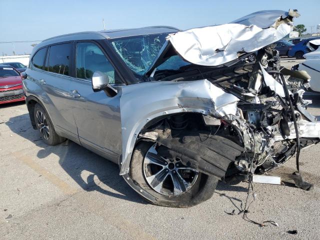 5TDKDRBH8PS045036 - 2023 TOYOTA HIGHLANDER L ვერცხლისფერი ფოტო 4