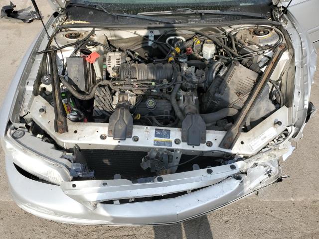 2G4WB55K521229837 - 2002 BUICK REGAL LS 银色 照片 11