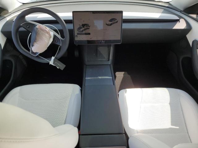 5YJ3E1EB6SF015590 - 2025 TESLA MODEL 3 Белый фото 8