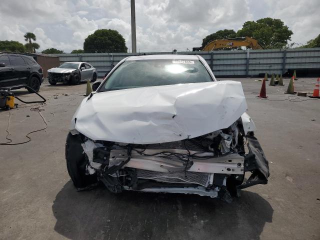 4T1G11AK2RU886308 - 2024 TOYOTA CAMRY SE NIGHT SHADE WHITE photo 5