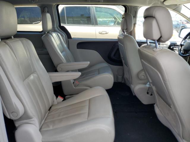 2C4RC1BG4CR232710 - 2012 CHRYSLER TOWN & COU TOURING WHITE photo 10