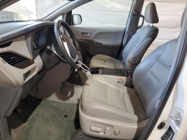 5TDDK3DC3FS118664 - 2015 TOYOTA SIENNA XLE WHITE photo 7