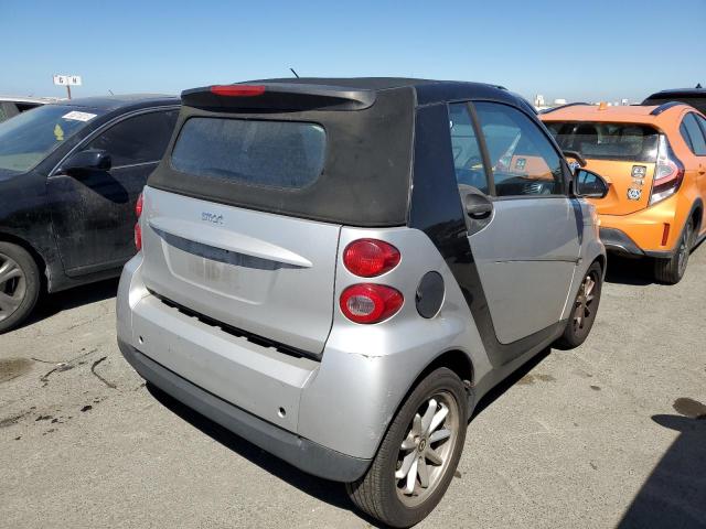 WMEEK31X18K149449 - 2008 SMART FORTWO PASSION SILVER photo 3
