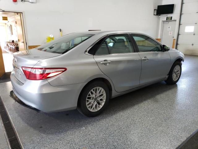 4T1BF1FK7GU220238 - 2016 TOYOTA CAMRY LE SILVER photo 3