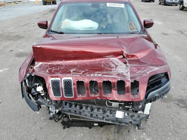 1C4PJLCB7KD454042 - 2019 JEEP CHEROKEE LATITUDE BURGUNDY photo 7