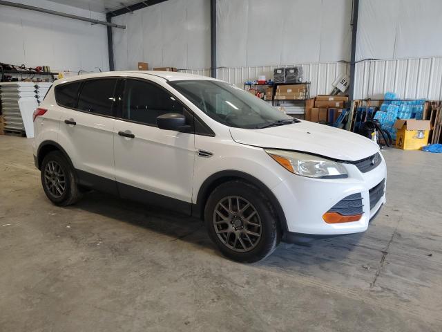 1FMCU0F70EUD24308 - 2014 FORD ESCAPE S WHITE photo 4