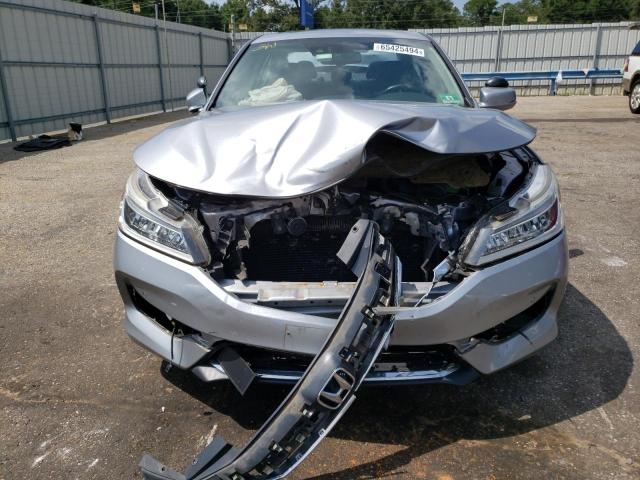 1HGCR3F95GA028943 - 2016 HONDA ACCORD TOURING SILVER photo 5