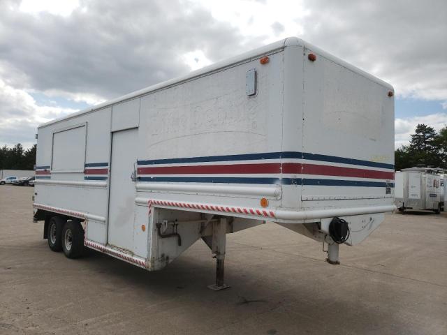 1GXDBAF28EW000986 - 1984 OTHR TRAILER WHITE photo 1