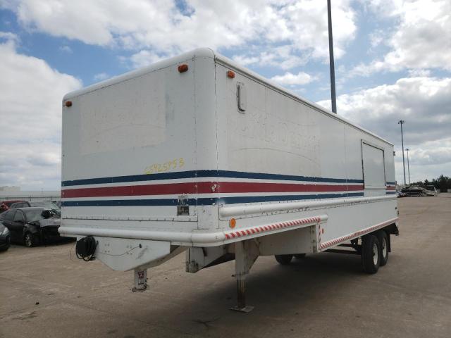 1GXDBAF28EW000986 - 1984 OTHR TRAILER WHITE photo 2