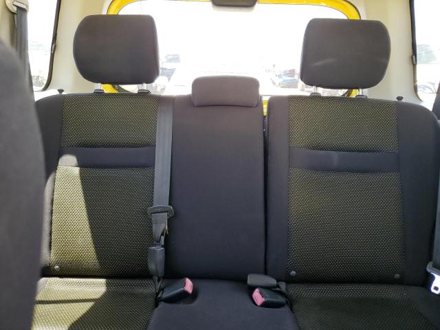 JTLKT324354018062 - 2005 TOYOTA SCION XB YELLOW photo 10