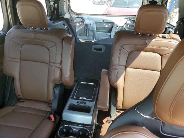 5LM5J7WC2NGL03091 - 2022 LINCOLN AVIATOR RESERVE WHITE photo 10