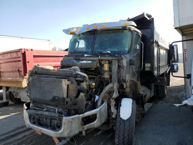 1HTJGTKT9DJ299726 - 2013 CATERPILLAR CT660 GRAY photo 2