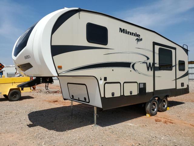 54CFM4S2XJ4022926 - 2018 WINNEBAGO TRAILER TWO TONE photo 2