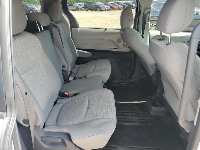 5TDKRKEC9MS065509 - 2021 TOYOTA SIENNA LE WHITE photo 11