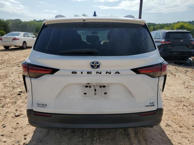 5TDKRKEC9MS065509 - 2021 TOYOTA SIENNA LE WHITE photo 6