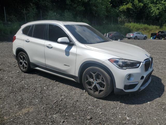 WBXHT3C39G5F64041 - 2016 BMW X1 XDRIVE28I WHITE photo 4