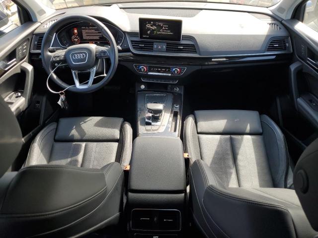 WA1CNAFY7K2129680 - 2019 AUDI Q5 PRESTIGE BLUE photo 8