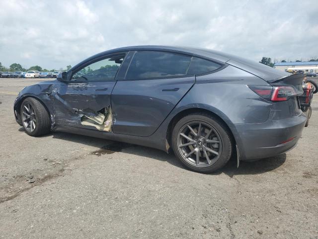 5YJ3E1EB4NF276611 - 2022 TESLA MODEL 3 Grau Foto 2