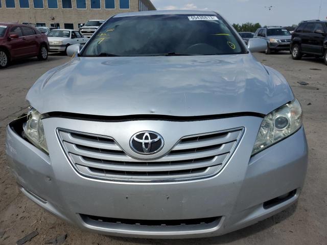 4T1BK46K09U079674 - 2009 TOYOTA CAMRY SE SILVER photo 5