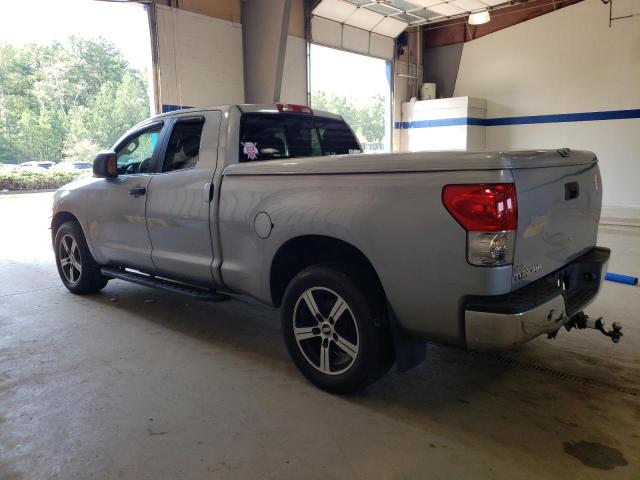 5TBRV54198S479495 - 2008 TOYOTA TUNDRA DOUBLE CAB GRAY photo 2