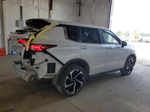 JA4J4UA88PZ034174 - 2023 MITSUBISHI OUTLANDER SE 白色 照片 3