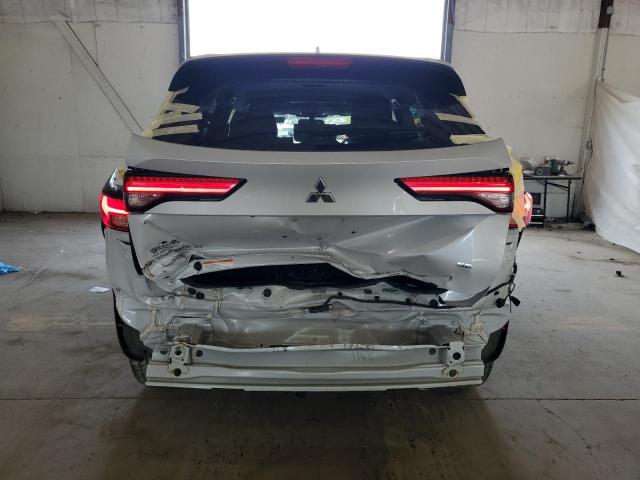 JA4J4UA88PZ034174 - 2023 MITSUBISHI OUTLANDER SE 白色 照片 6
