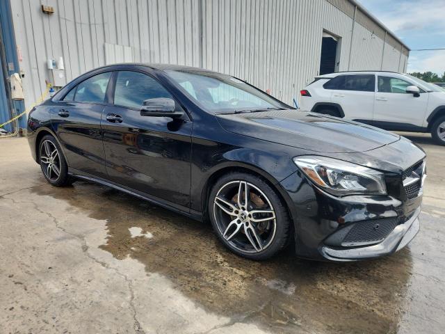 WDDSJ4GB2KN707438 - 2019 MERCEDES-BENZ CLA 250 4MATIC BLACK photo 4