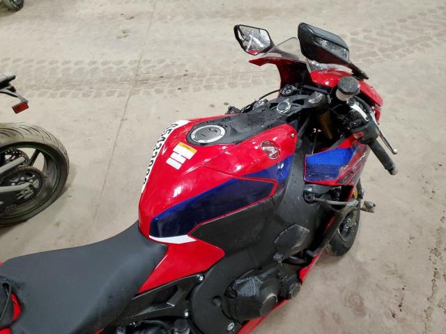 JH2SC7752NK500447 - 2022 HONDA CBR1000 RA RED photo 5