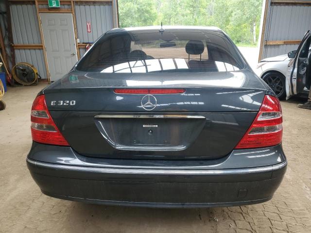 WDBUF65J24A534006 - 2004 MERCEDES-BENZ E 320 灰色 照片 6