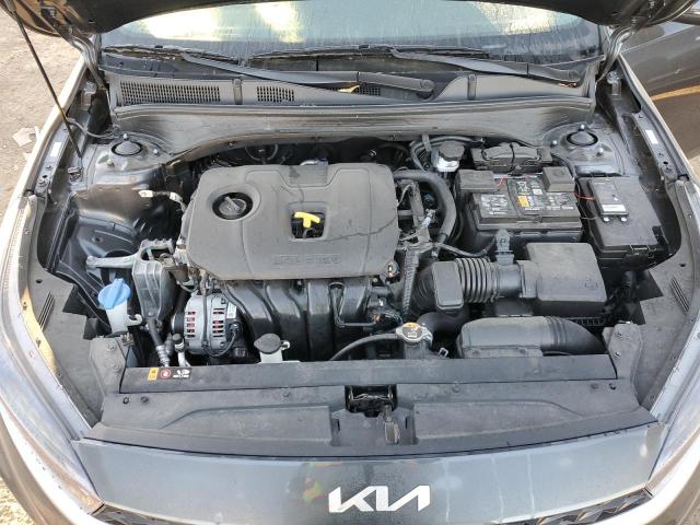 3KPF24AD2PE549021 - 2023 KIA FORTE LX GRAY photo 11