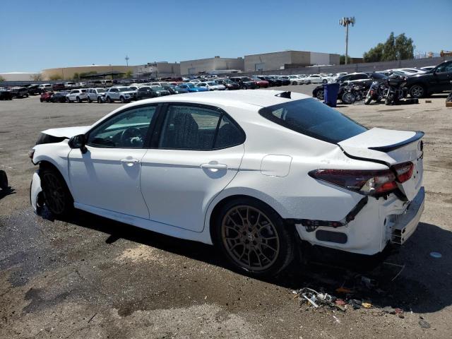 4T1G11AK9RU190917 - 2024 TOYOTA CAMRY SE NIGHT SHADE WHITE photo 2