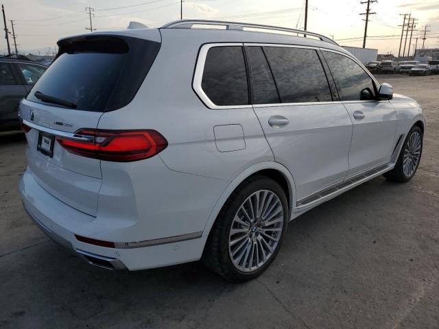 5UXCX4C54KLS38649 - 2019 BMW X7 XDRIVE50I WHITE photo 3