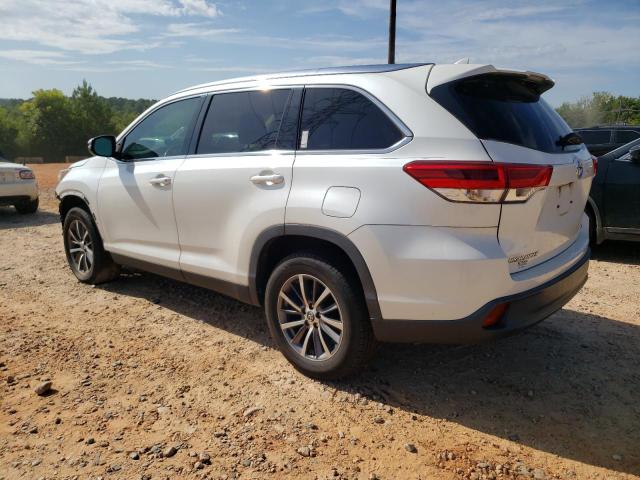 5TDKZRFH5KS324674 - 2019 TOYOTA HIGHLANDER SE WHITE photo 2