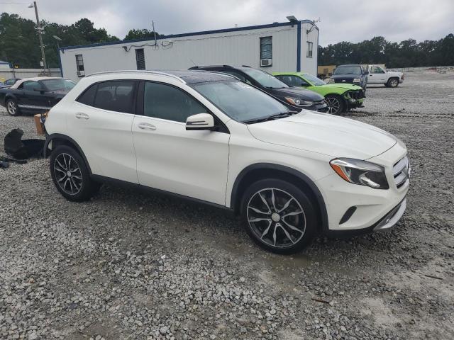 WDCTG4EB6HJ349156 - 2017 MERCEDES-BENZ GLA 250 Белый фото 4