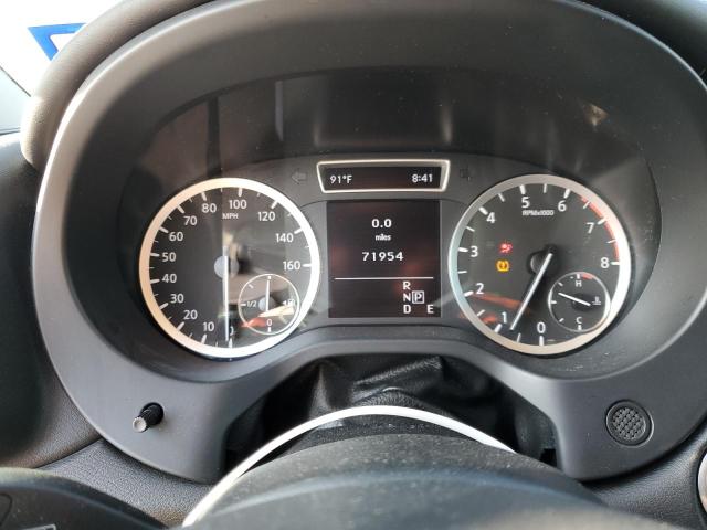 SJKCH5CP3JA059144 - 2018 INFINITI QX30 BASE SILVER photo 9