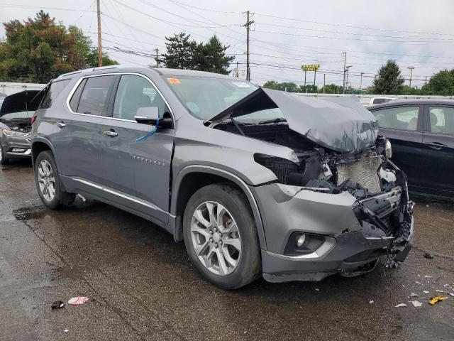 1GNEVKKW7KJ212497 - 2019 CHEVROLET TRAVERSE PREMIER GRAY photo 4