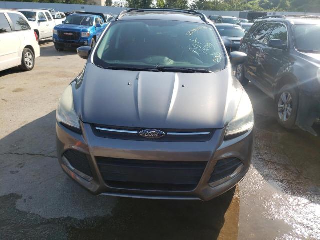 1FMCU0GX8DUC68146 - 2013 FORD ESCAPE SE GRAY photo 5