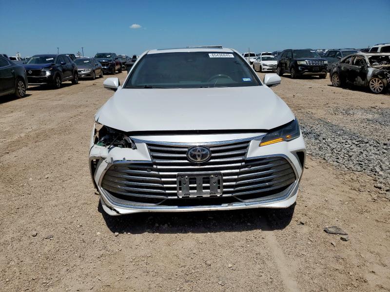 4T1BZ1FB6KU031712 - 2019 TOYOTA AVALON XLE Weiß Foto 5