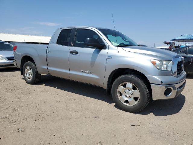 5TFRT54138X019417 - 2008 TOYOTA TUNDRA DOUBLE CAB SILVER photo 4