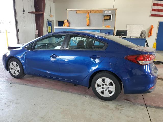 3KPFK4A71JE246328 - 2018 KIA FORTE LX BLUE photo 2