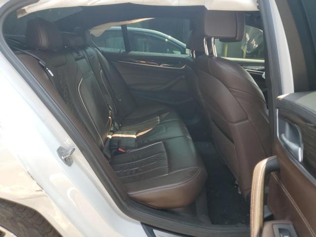 WBAJE7C54JG891096 - 2018 BMW 540 XI WHITE photo 10