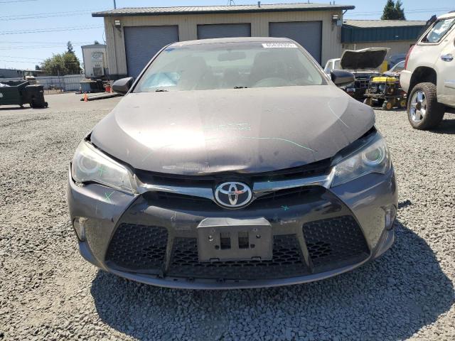 4T1BF1FK7FU051398 - 2015 TOYOTA CAMRY LE GRAY photo 5