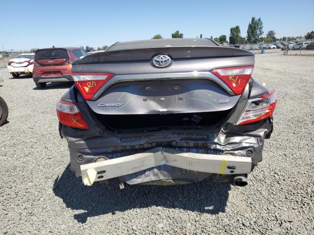 4T1BF1FK7FU051398 - 2015 TOYOTA CAMRY LE GRAY photo 6