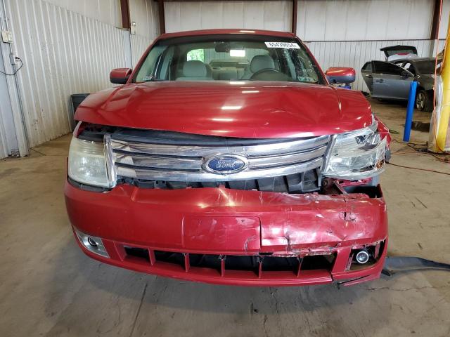 1FAHP23W09G125424 - 2009 FORD TAURUS SE RED photo 5