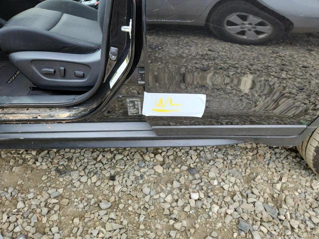 KNMAT2MV5JP563521 - 2018 NISSAN ROGUE S Schwarz Foto 13