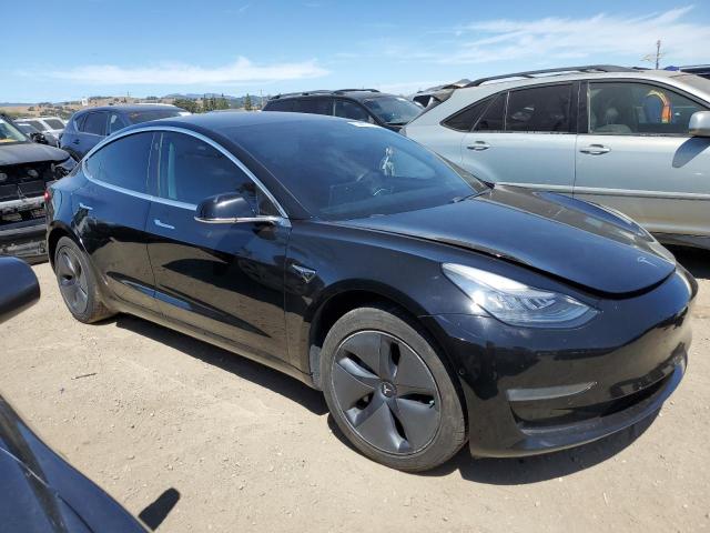 5YJ3E1EA1KF395851 - 2019 TESLA MODEL 3 Schwarz Foto 4