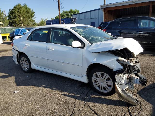 1NXBU40E29Z080533 - 2009 TOYOTA COROLLA BASE Weiß Foto 4